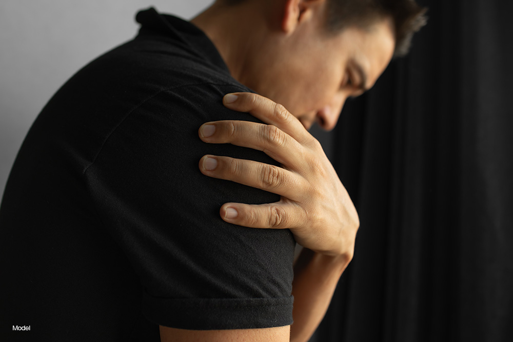 Feature Image: Shoulder Replacement Recovery Time: What to Expect After Surgery
